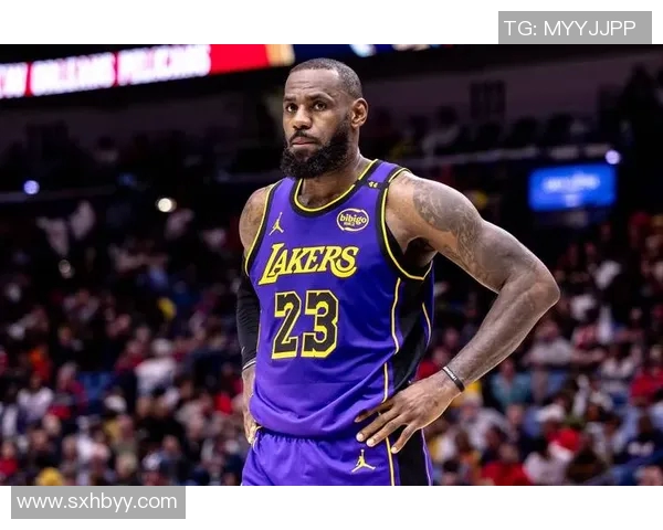 詹姆斯三场比赛三双神迹，湖人队豪取三连胜